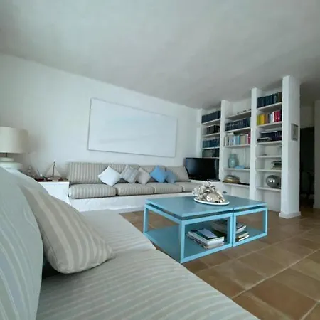 Villa Villa Monica